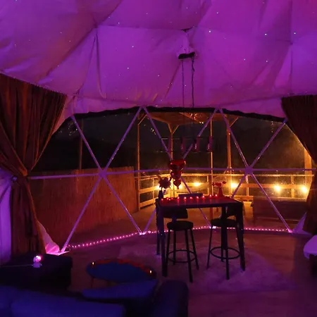 Campismo de Luxo Dome Cocon D'amour Privatif *